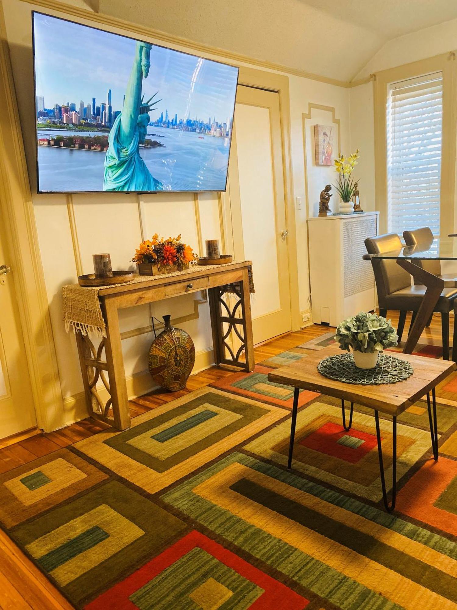 Nyc Cozy Private Bedroom With Free Parking & Near Subway - Business & Tourists New York Esterno foto